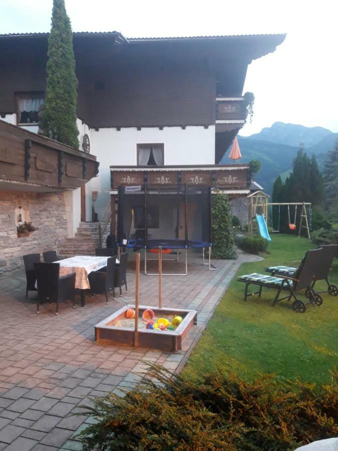 Pension Chalet Bergseegut Wagrain Exterior photo